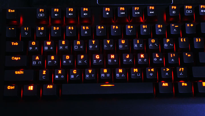 [Unbox] 外型有Feel，手感絕佳的 i-rocks K60M Cherry 青軸版 開箱分享！ - 阿祥的網路筆記本