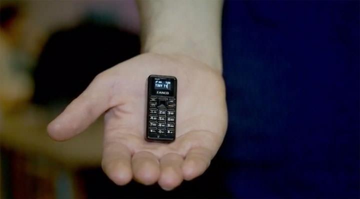 [Mobile] 手機只有隨身碟大小？這可不是開玩笑！Zanco Tiny T1 已展開募資，讓攜帶手機毫無負擔！ - 阿祥的網路筆記本