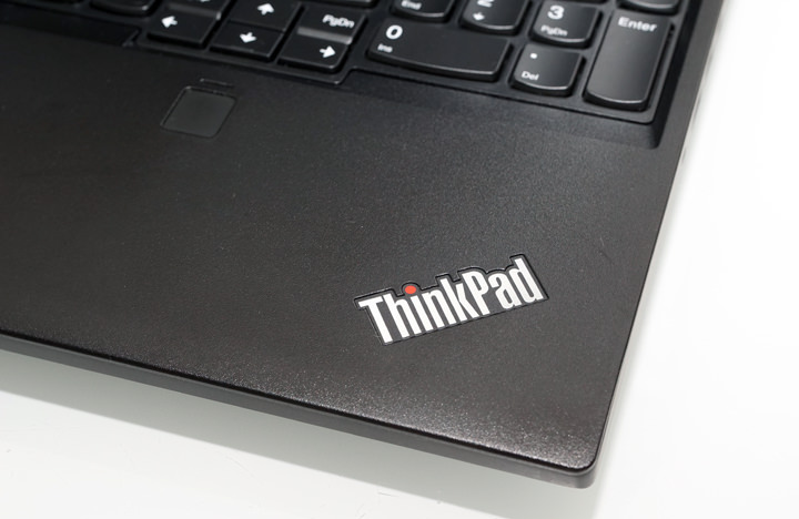 [Unbox] ThinkPad P51 深度實測：效能強大、功能全面，為專業而生的行動工作站！ - 阿祥的網路筆記本
