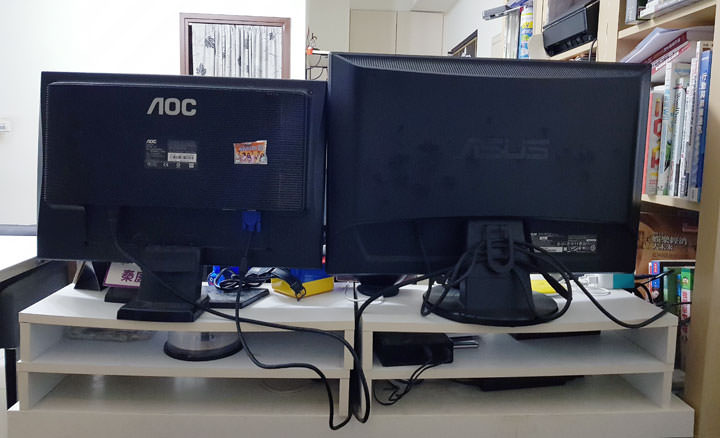 [Unbox] 穩穩地撐住兩個 32吋以上的大螢幕：「Xergo 雙延伸臂雙螢幕C型夾桌支撐架」開箱囉！ - 阿祥的網路筆記本