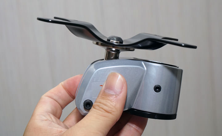 [Unbox] 穩穩地撐住兩個 32吋以上的大螢幕：「Xergo 雙延伸臂雙螢幕C型夾桌支撐架」開箱囉！ - 阿祥的網路筆記本