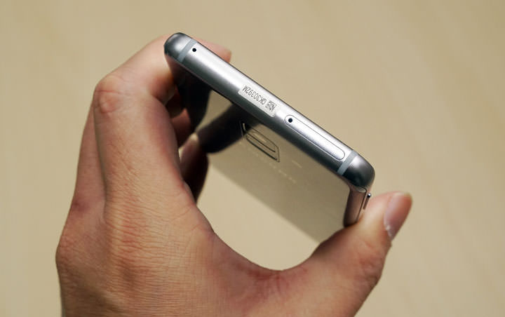 [Unbox] 中階定位，功能一次到位直逼旗艦等級！讓你「拍出最美」的 Galaxy A8 （2018）深度評測！ - 阿祥的網路筆記本