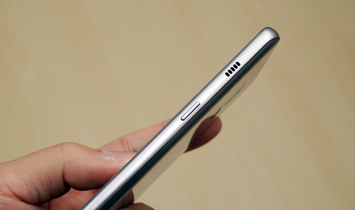 [Unbox] 中階定位，功能一次到位直逼旗艦等級！讓你「拍出最美」的 Galaxy A8 （2018）深度評測！ - 阿祥的網路筆記本