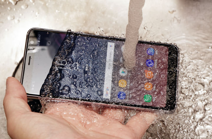 [Unbox] 中階定位，功能一次到位直逼旗艦等級！讓你「拍出最美」的 Galaxy A8 （2018）深度評測！ - 阿祥的網路筆記本