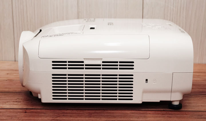 [Unbox] 色彩不失真，畫質細膩的家用娛樂投影之選：Epson EH-TW5400 開箱與深度體驗心得分享！ - 阿祥的網路筆記本