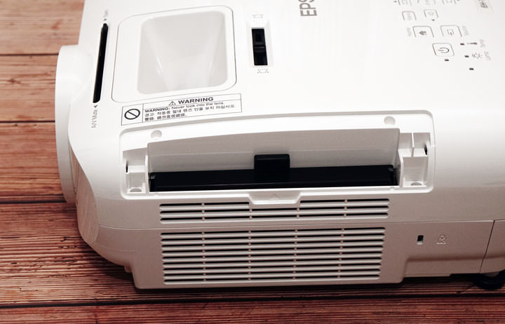 [Unbox] 色彩不失真，畫質細膩的家用娛樂投影之選：Epson EH-TW5400 開箱與深度體驗心得分享！ - 阿祥的網路筆記本