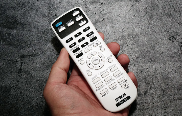 [Unbox] 色彩不失真，畫質細膩的家用娛樂投影之選：Epson EH-TW5400 開箱與深度體驗心得分享！ - 阿祥的網路筆記本