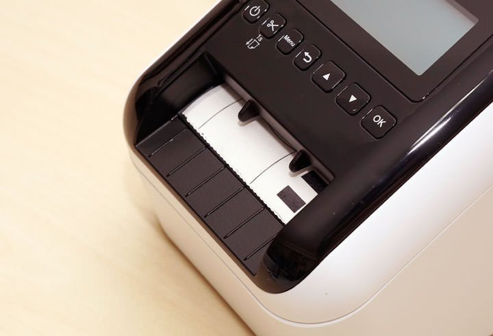 [Unbox] 功能完整，泛用性極高且低成本的企業管理利器：Brother QL-820NWB 高速無線標籤列印機深度評測！ - 阿祥的網路筆記本