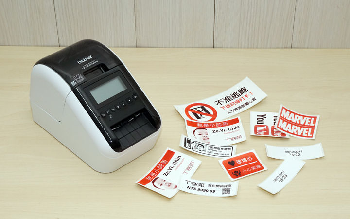 [Unbox] 功能完整，泛用性極高且低成本的企業管理利器：Brother QL-820NWB 高速無線標籤列印機深度評測！ - 阿祥的網路筆記本