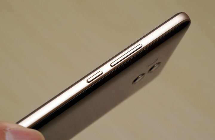 [Unbox] 人工智慧加持，HUAWEI Mate 10 進化版徠卡雙鏡頭讓你輕鬆拍出傑作，高屏佔比、大電量與強大EMUI 8.0 讓功能更全面！ - 阿祥的網路筆記本