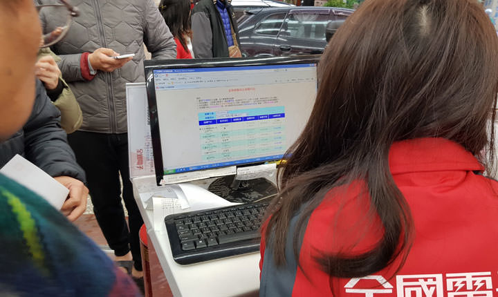 [Unbox] 米家 IH 電子鍋 2/3 全國電子開搶！熱騰騰開箱來囉！ - 阿祥的網路筆記本