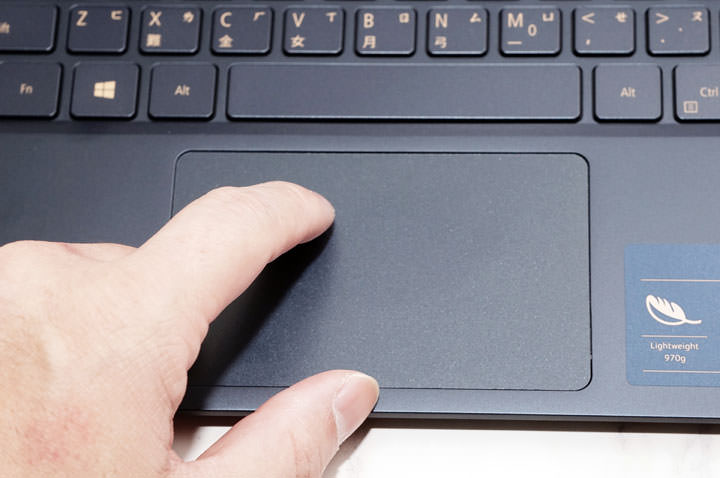 [Unbox] Acer Swift 5 實測：外型亮眼，效能優異，同級最輕薄的羽量級筆電！ - 阿祥的網路筆記本