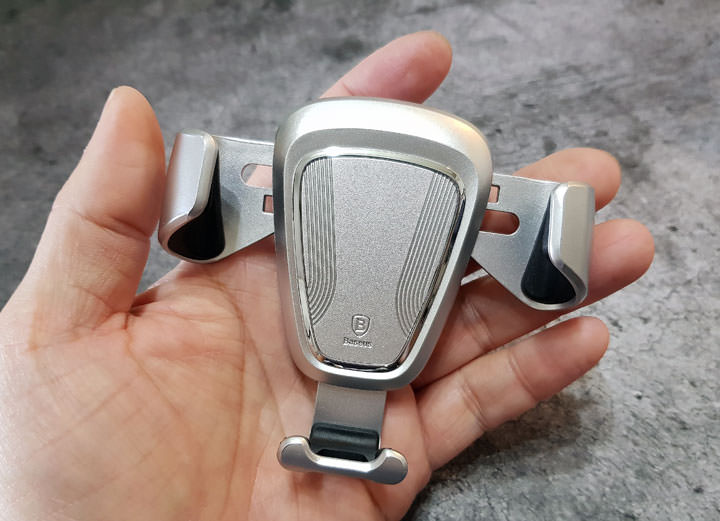 [Unbox] 安裝簡易，輕鬆固定又好拿！Baseus 倍思重力感應自動車用支架開箱！ - 阿祥的網路筆記本