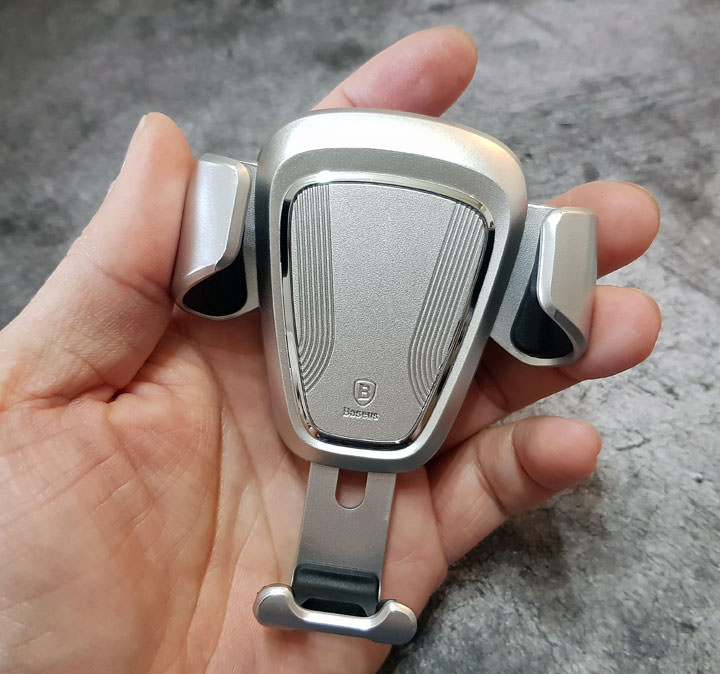 [Unbox] 安裝簡易，輕鬆固定又好拿！Baseus 倍思重力感應自動車用支架開箱！ - 阿祥的網路筆記本