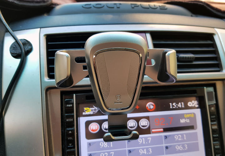 [Unbox] 安裝簡易，輕鬆固定又好拿！Baseus 倍思重力感應自動車用支架開箱！ - 阿祥的網路筆記本