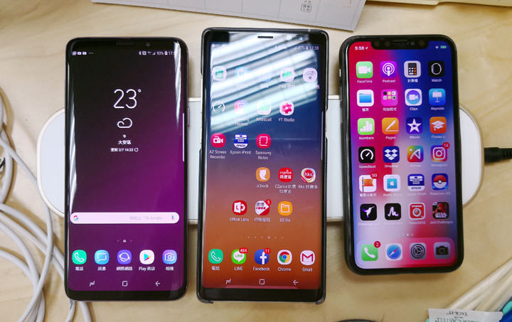 [Unbox] 重度無線充電用戶必備：AHEAD領導者 QI無線充電三充板開箱與使用分享！ - 阿祥的網路筆記本