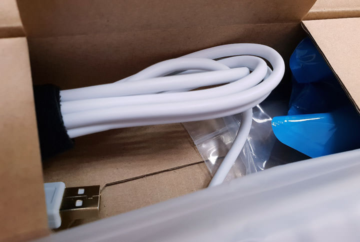 [Unbox] 設計完善，內建櫻桃軸，高CP值的機械鍵盤之選：「iKBC CD108 PBT黑軸」開箱！ - 阿祥的網路筆記本