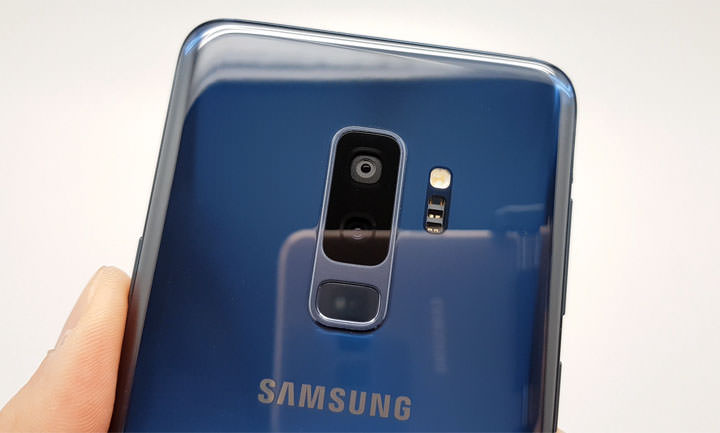 [Unbox] 三星 Galaxy S9+ 珊瑚藍純開箱＋硬體效能測試！ - 阿祥的網路筆記本