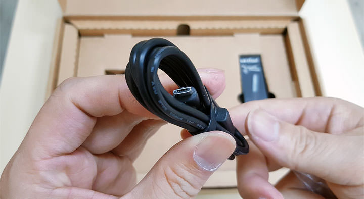 [Unbox] 尺寸更大更好揮灑！鉅瞻科技 Writfun W300 無線電紙板開箱評測！單機儲存超方便，連結電腦還能變身感壓數位板！ - 阿祥的網路筆記本