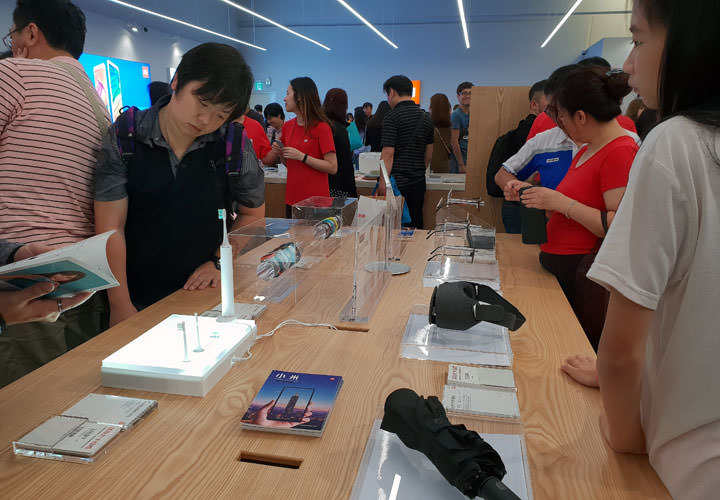 [Mobile] 小米新北專賣店落腳中和環球購物中心！多款商品現折千元、熱門商品現貨供應中！ - 阿祥的網路筆記本