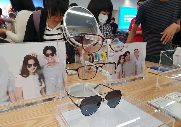 [Mobile] 小米新北專賣店落腳中和環球購物中心！多款商品現折千元、熱門商品現貨供應中！ - 阿祥的網路筆記本