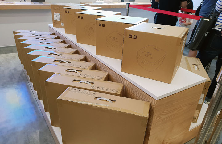 [Mobile] 小米新北專賣店落腳中和環球購物中心！多款商品現折千元、熱門商品現貨供應中！ - 阿祥的網路筆記本