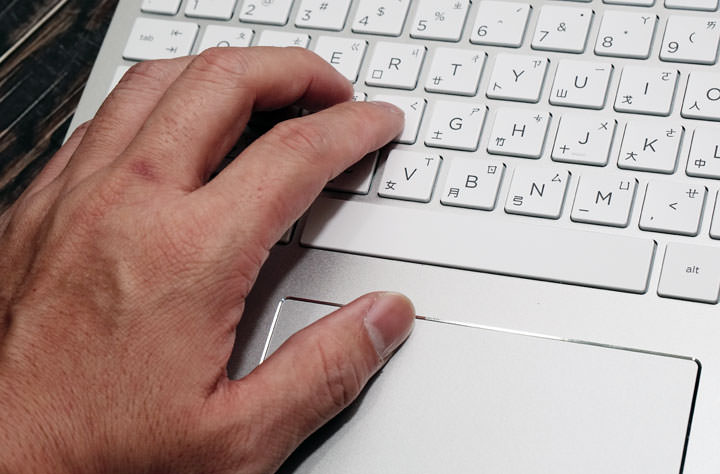 [Unbox] 滿足工作與娛樂需求！外觀設計高顏值的全功能筆電「HP Pavilion 15-ck022TX」開箱與深度評測！ - 阿祥的網路筆記本