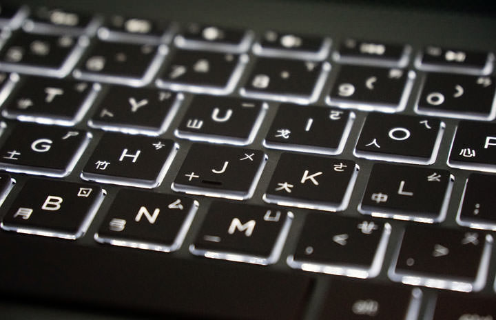 [Unbox] 滿足工作與娛樂需求！外觀設計高顏值的全功能筆電「HP Pavilion 15-ck022TX」開箱與深度評測！ - 阿祥的網路筆記本