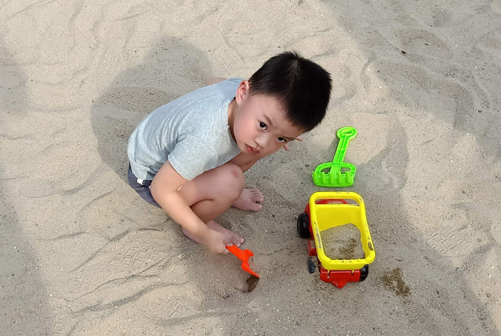 [Mobile] Android 用戶專屬好康來了！申辦遠傳指定新機，不囉嗦～Google Play 購物金 1,500元直接加碼送！還有 OPPO R15 美拍新機最速配！ - 阿祥的網路筆記本