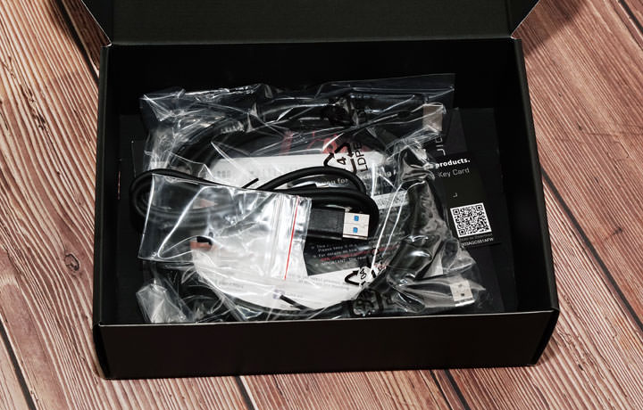 [Unbox] 支援 4K 高畫質通過、1080p/60fps 串流直播與超低延遲擷取神器！圓剛 AVerMedia 個性化實況擷取盒 GC551 開箱評測！ - 阿祥的網路筆記本