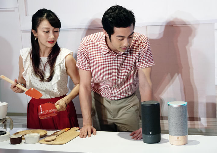 [Smart] 全台首款可支援「台式中文」與完整在地化服務的「遠傳問問智慧音箱」今日正式上市！ - 阿祥的網路筆記本