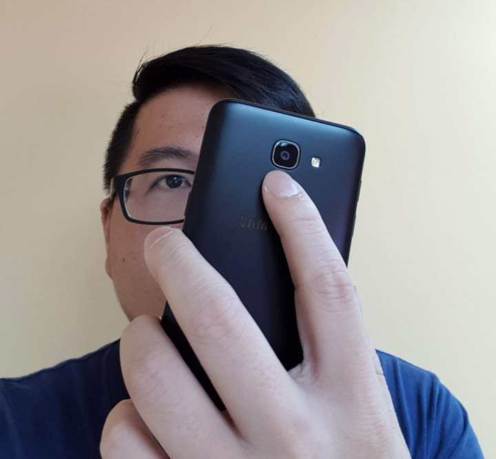 [Unbox] 真的超能拍！亮眼全螢幕設計、自拍能力更強大的高 CP 新機 Galaxy J6 開箱與深度評測！ - 阿祥的網路筆記本