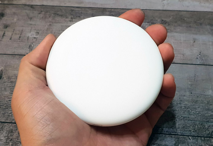 [Unbox] 輕巧易攜，價格超實惠的「小米無線充電器」開箱與使用心得分享！ - 阿祥的網路筆記本