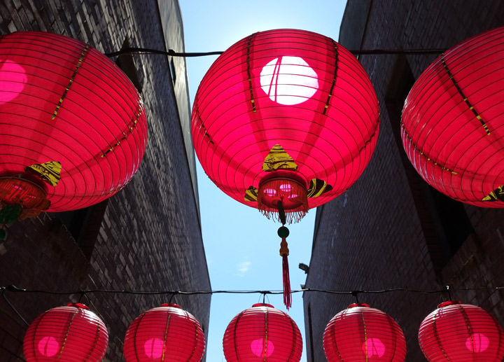 [Mobile] 就是要你拍得美！「智慧美顏」與「專業打光」加持大螢幕新機 Galaxy A8 Star 開箱與深度評測！ - 阿祥的網路筆記本