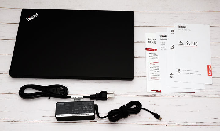 [Unbox] Lenovo ThinkPad E580 實測：外型吸睛、功能完備的入門型商務筆電 - 阿祥的網路筆記本