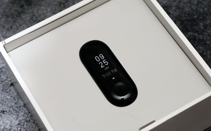 [Unbox] 外型設計、功能應用皆升級的「小米手環3」開箱！是否值得繼續下手呢？ - 阿祥的網路筆記本