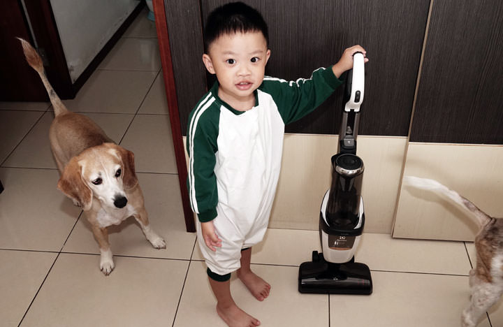 [Unbox] 超強電力續航、集塵率超過 99%！可站、可臥也可手持的百變無線吸塵器「Electrolux伊萊克斯 PURE F9」開箱分享！ - 阿祥的網路筆記本