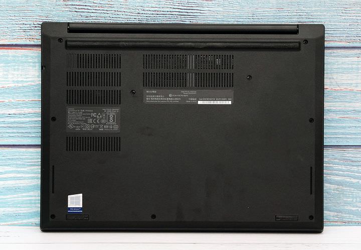 [Unbox] ThinkPad E480 實測：外觀、硬體全面升級，入門機種也能有絕佳體驗！ - 阿祥的網路筆記本