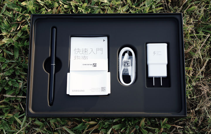 [Unbox] 影音饗宴，隨時開演！新一代三星 Galaxy Tab S4 兼顧娛樂享受與工作生產力！ - 阿祥的網路筆記本