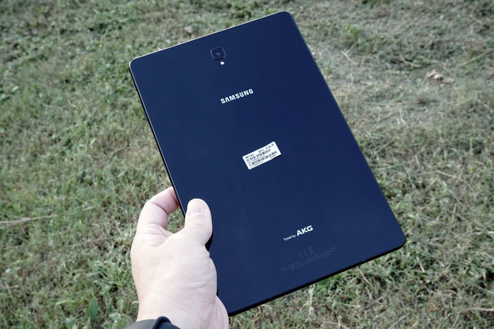 [Unbox] 影音饗宴，隨時開演！新一代三星 Galaxy Tab S4 兼顧娛樂享受與工作生產力！ - 阿祥的網路筆記本