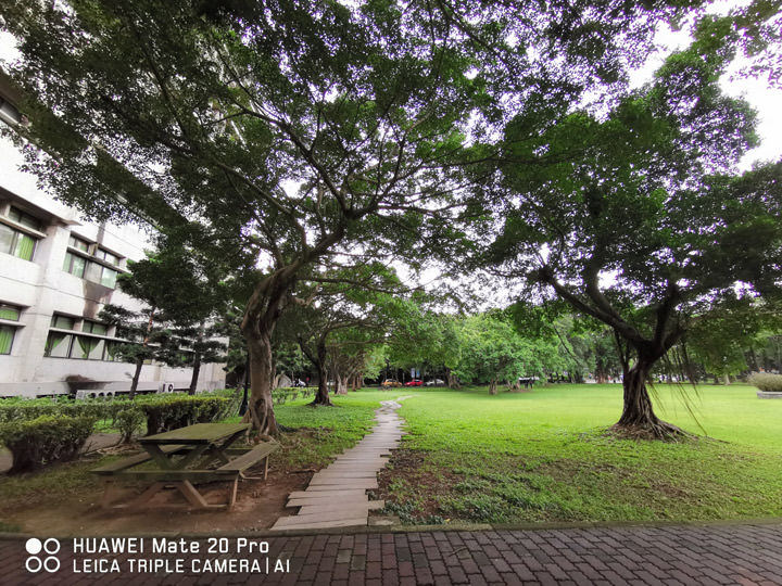 [Unbox] 黑科技毫無保留，徠卡三鏡頭再創攝影體驗新高峰：HUAWEI Mate20 Pro 開箱與深度評測！ - 阿祥的網路筆記本