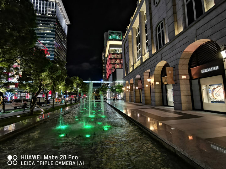 [Unbox] 黑科技毫無保留，徠卡三鏡頭再創攝影體驗新高峰：HUAWEI Mate20 Pro 開箱與深度評測！ - 阿祥的網路筆記本