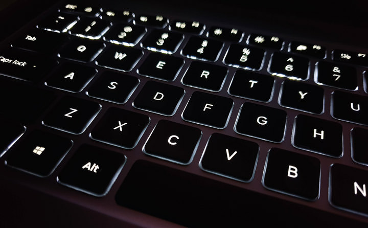 [Unbox] 效能優異，輕鬆應對工作所需：小米筆記本 Pro i7 / 16GB版開箱分享！ - 阿祥的網路筆記本