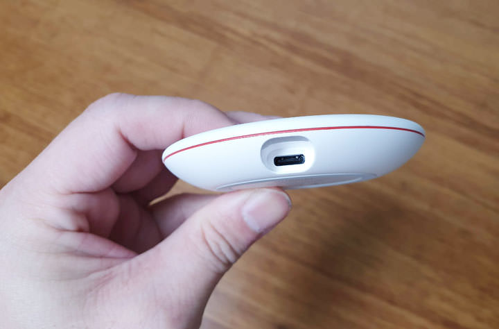 [Unbox] 華為 15W 無線充電器開箱！無線充電也能享受飆速高效率！ - 阿祥的網路筆記本