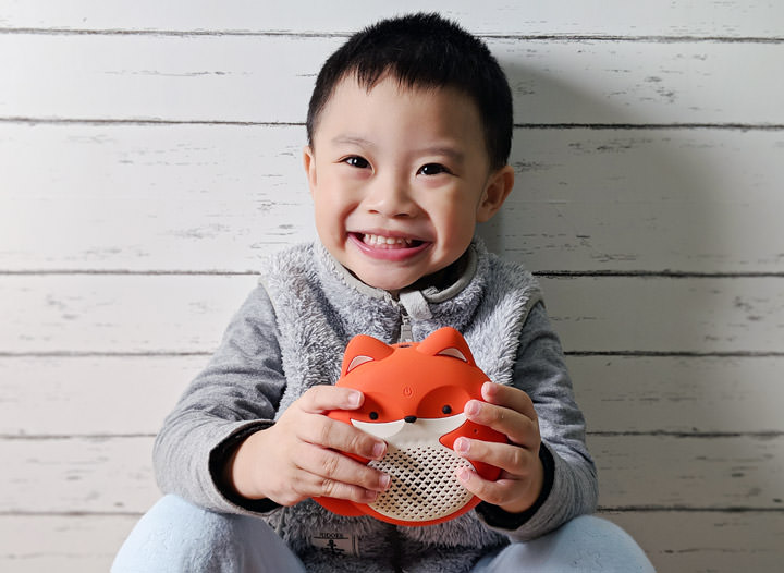 [Unbox] 語音助理隨身帶著走，智慧娛樂學習通通有！遠傳愛講新一代迷你可攜版：小狐狸開箱與使用心得分享！ - 阿祥的網路筆記本