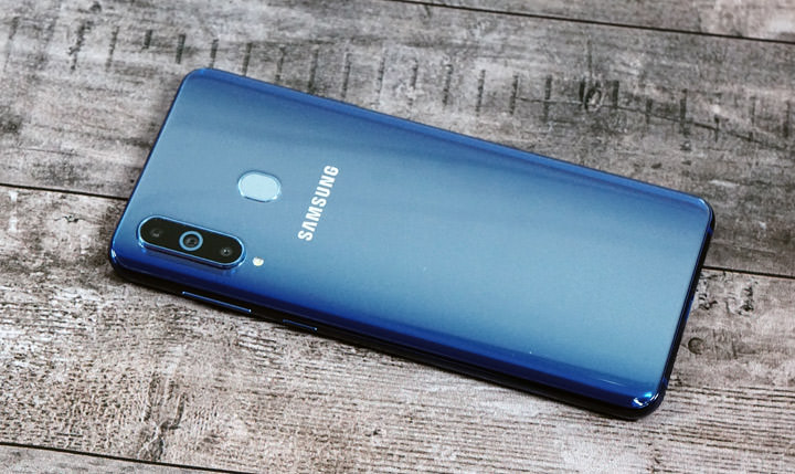 [Unbox] 首創「O極限全螢幕」手機 Galaxy A8s 開箱！高螢幕佔比、三鏡頭相機、更安全的生物辨識與眾多實用功能一次到位！ - 阿祥的網路筆記本