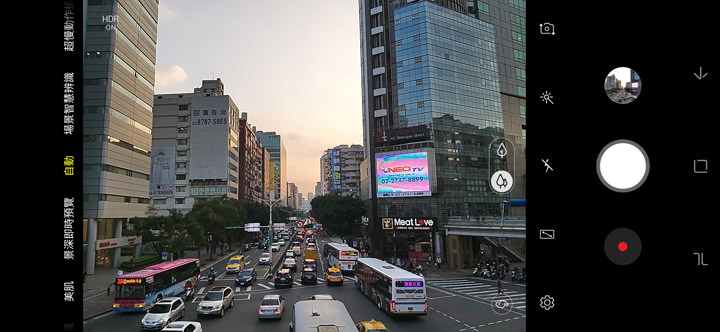 [Unbox] 首創「O極限全螢幕」手機 Galaxy A8s 開箱！高螢幕佔比、三鏡頭相機、更安全的生物辨識與眾多實用功能一次到位！ - 阿祥的網路筆記本