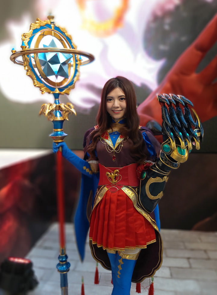 [Unbox] 首創「O極限全螢幕」手機 Galaxy A8s 開箱！高螢幕佔比、三鏡頭相機、更安全的生物辨識與眾多實用功能一次到位！ - 阿祥的網路筆記本