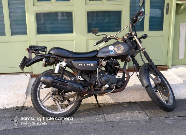 [Unbox] 首創「O極限全螢幕」手機 Galaxy A8s 開箱！高螢幕佔比、三鏡頭相機、更安全的生物辨識與眾多實用功能一次到位！ - 阿祥的網路筆記本