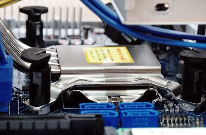 [Unbox] 工作站等級效能，兼具迷你體積與高質感外觀：浩鑫 Shuttle XPC cube SH370R8 開箱與深度評測！ - 阿祥的網路筆記本